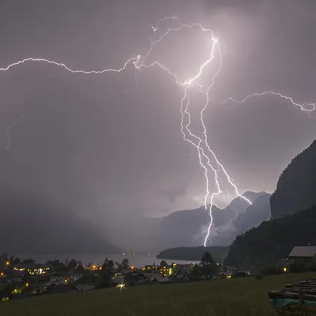 Pansiyon Ferienhaus Gamsjager Obertraun