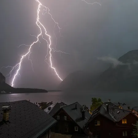 Pansiyon Ferienhaus Gamsjager Obertraun